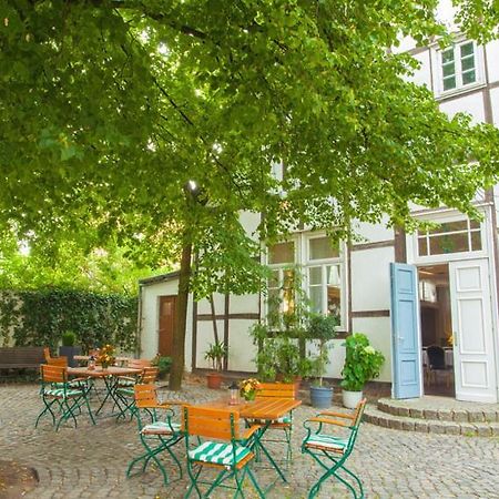 Landgasthaus & Hotel Lindenhof Königslutter am Elm Dış mekan fotoğraf