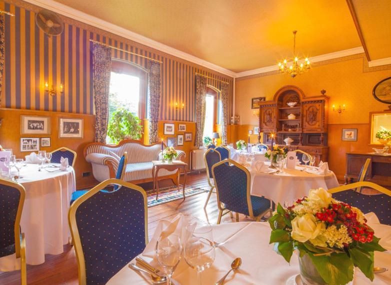 Landgasthaus & Hotel Lindenhof Königslutter am Elm Dış mekan fotoğraf